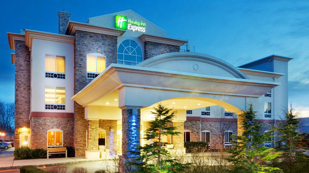 Holiday Inn Express Hotel & Suites East End, An Ihg Hotel Riverhead Extérieur photo