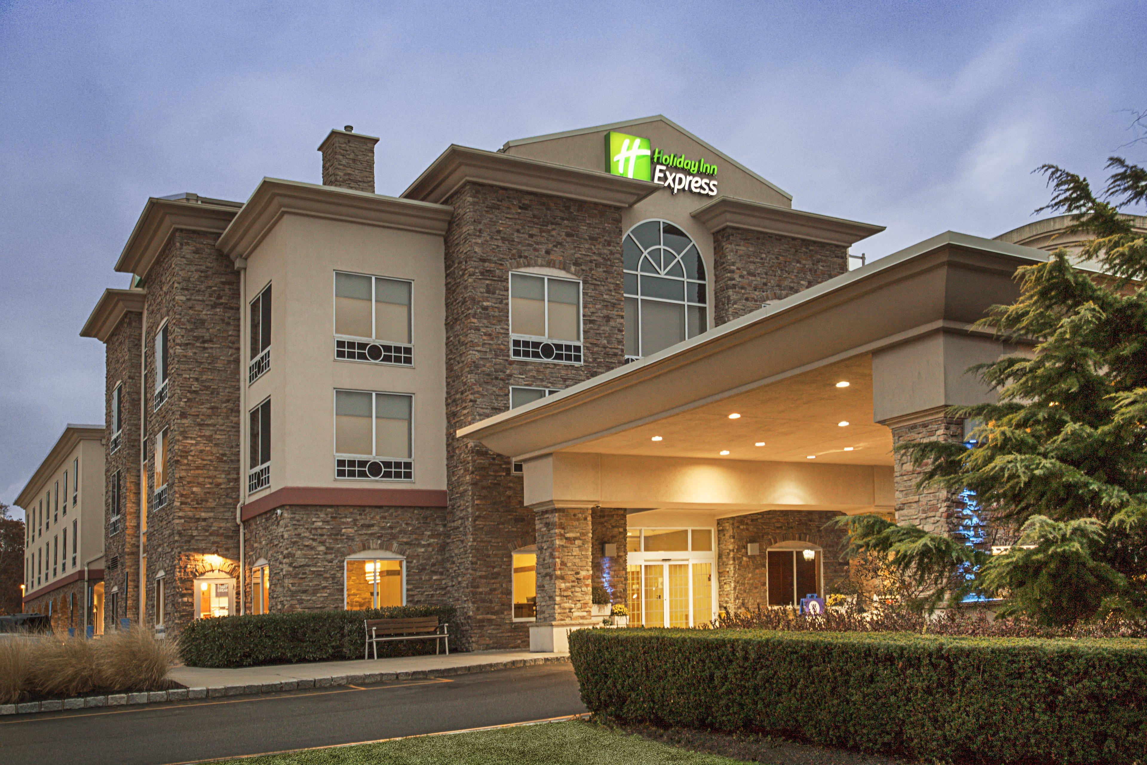 Holiday Inn Express Hotel & Suites East End, An Ihg Hotel Riverhead Extérieur photo