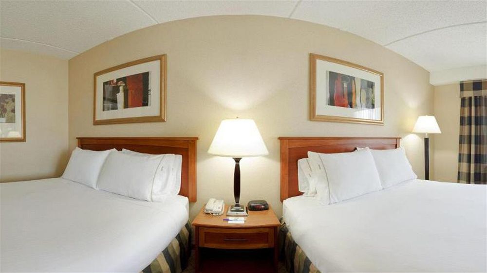 Holiday Inn Express Hotel & Suites East End, An Ihg Hotel Riverhead Extérieur photo